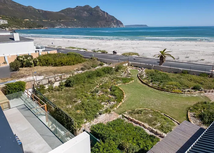 3 Bed With Fireplace & Sea Views From 2 Balconies